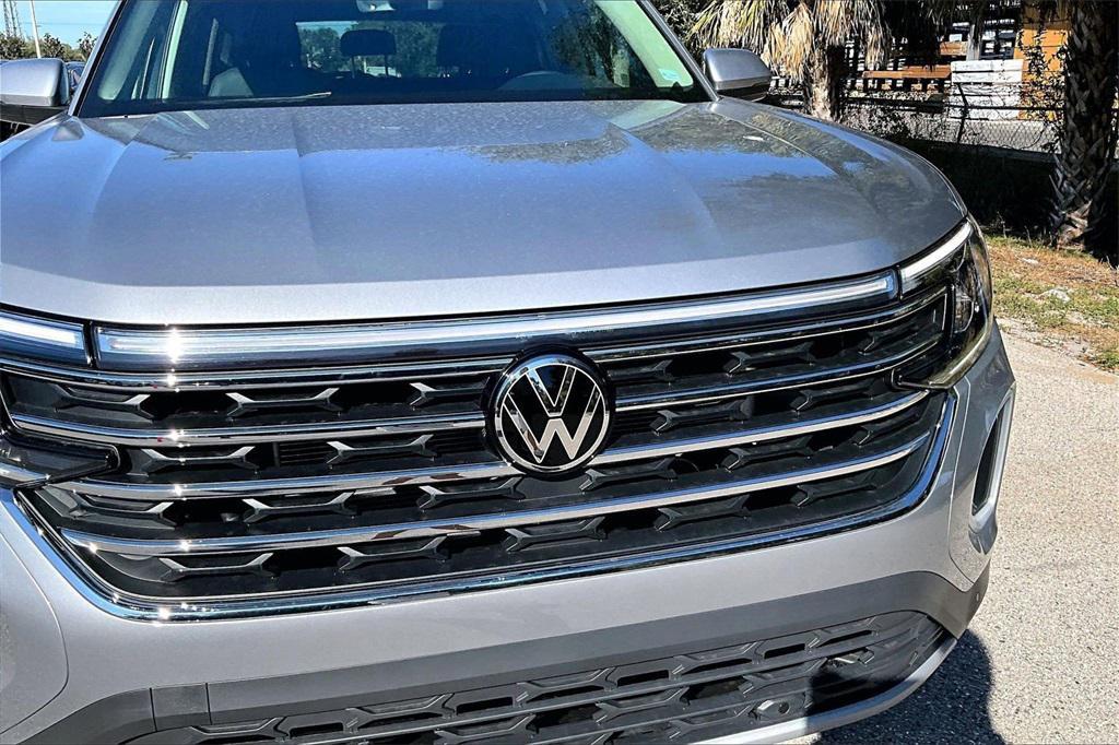 new 2026 Volkswagen Atlas car, priced at $42,602