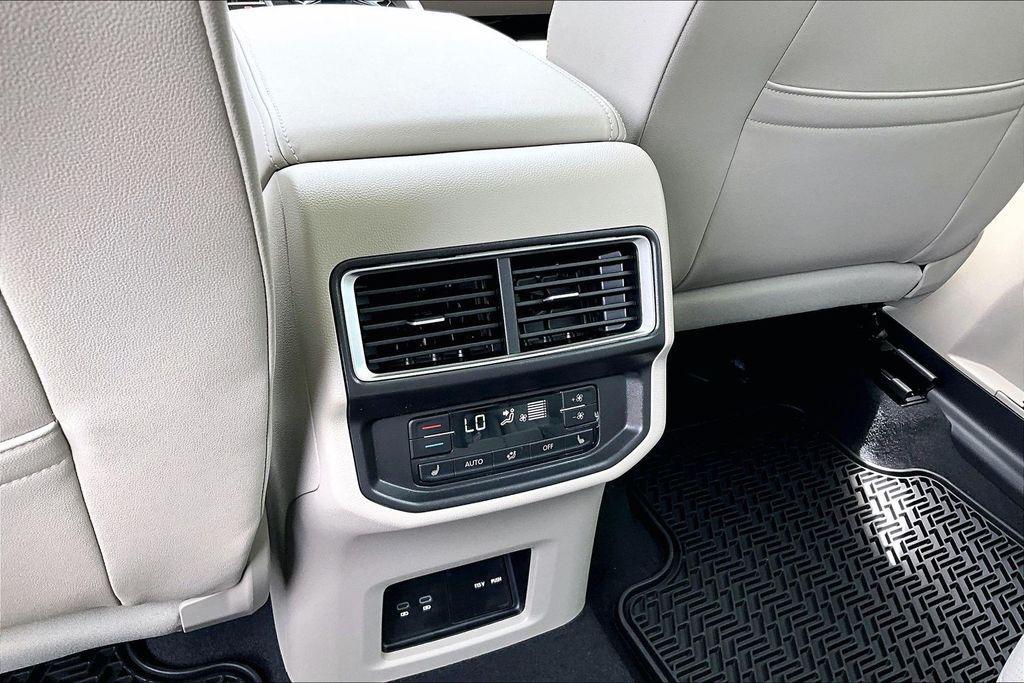 new 2026 Volkswagen Atlas car, priced at $51,801