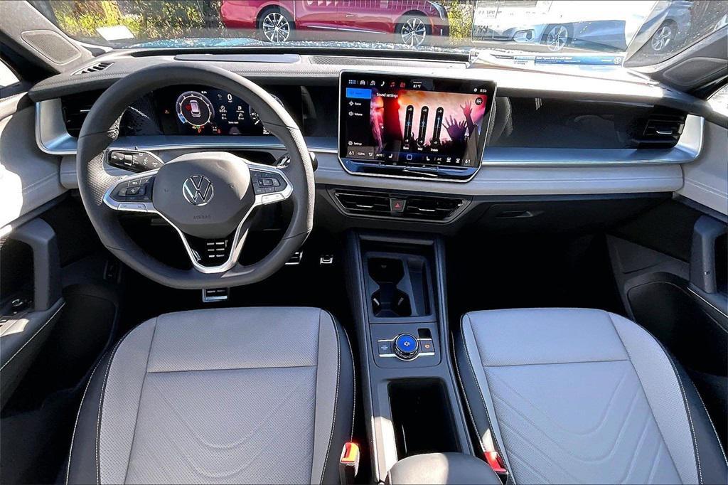 new 2026 Volkswagen Tiguan car, priced at $38,220