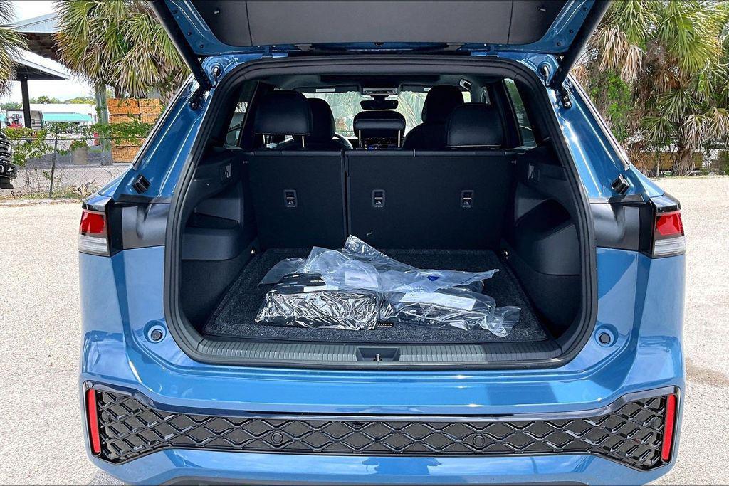 new 2026 Volkswagen Tiguan car, priced at $38,256