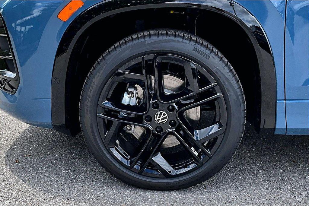 new 2026 Volkswagen Tiguan car, priced at $38,256