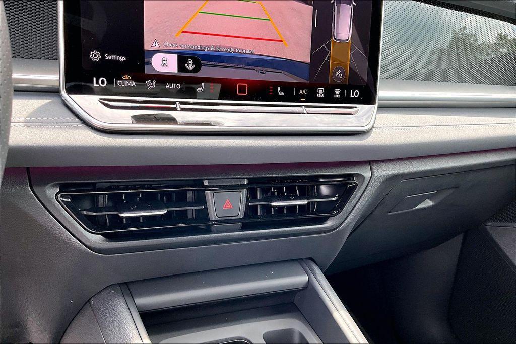 new 2026 Volkswagen Tiguan car, priced at $38,256