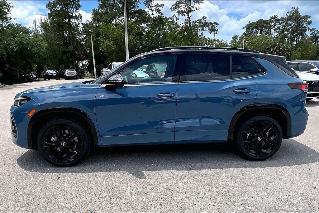new 2026 Volkswagen Tiguan car, priced at $38,256