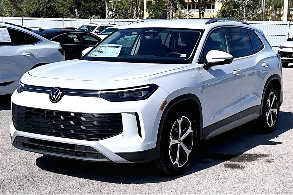 new 2026 Volkswagen Tiguan car, priced at $33,964