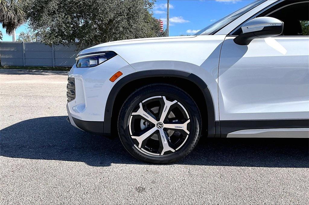new 2026 Volkswagen Tiguan car, priced at $33,964