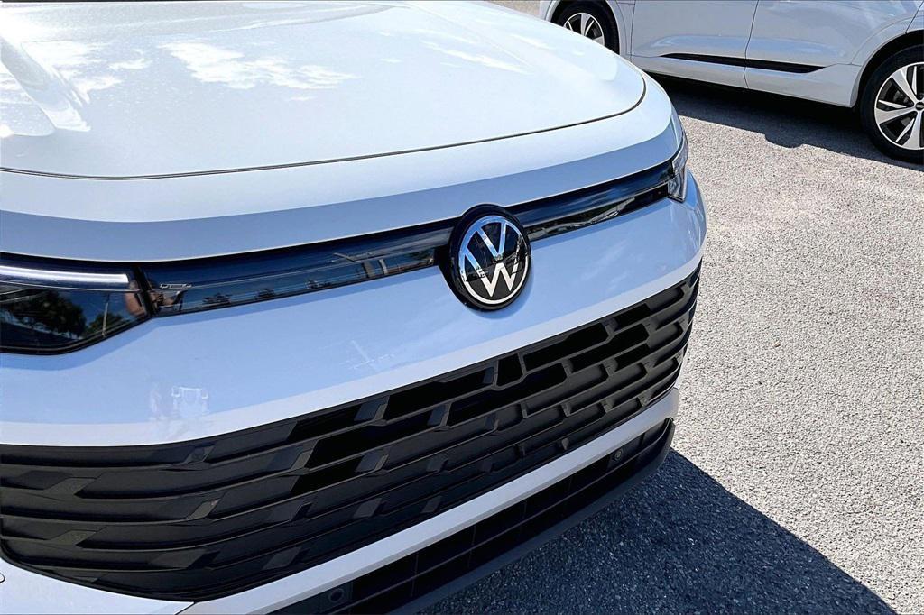 new 2026 Volkswagen Tiguan car, priced at $33,964