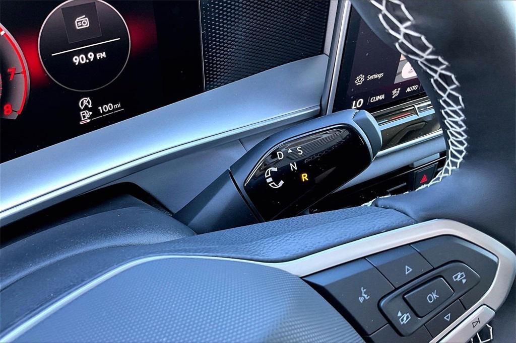 new 2026 Volkswagen Tiguan car, priced at $33,964