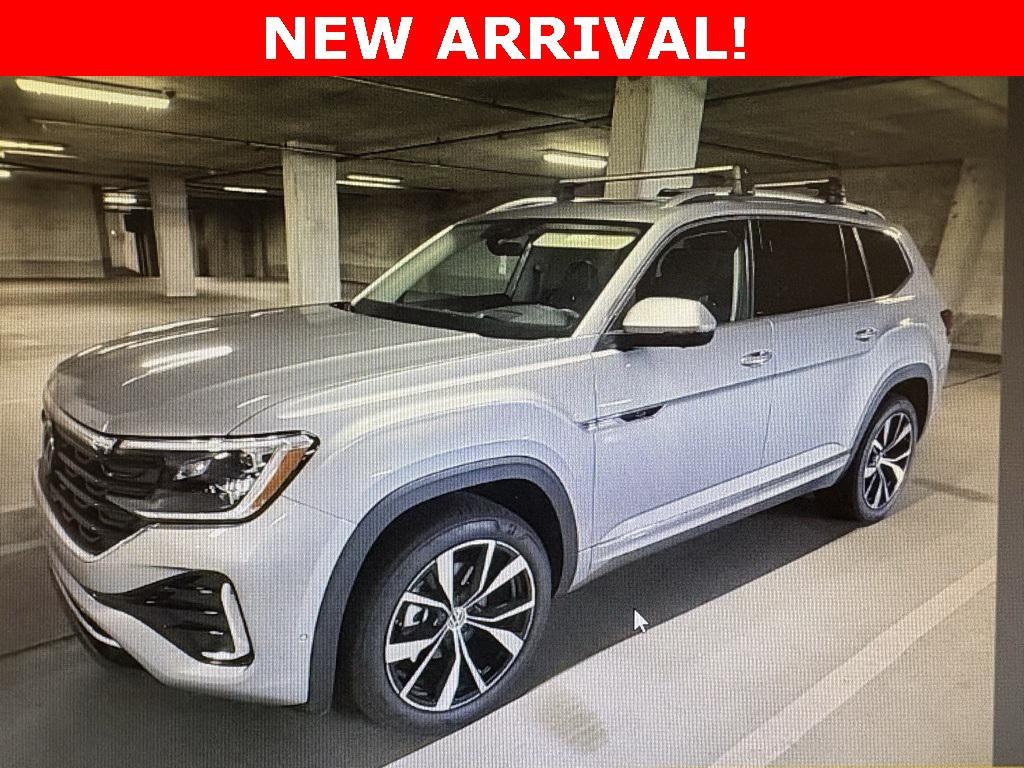 used 2025 Volkswagen Atlas car, priced at $43,200