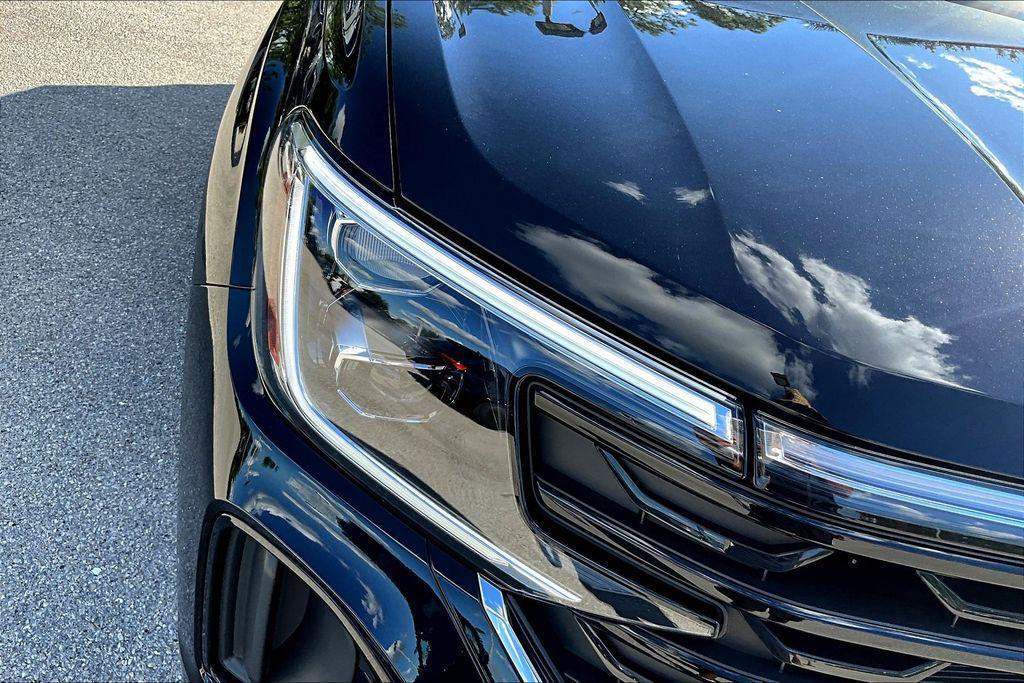 new 2026 Volkswagen Atlas Cross Sport car, priced at $43,033