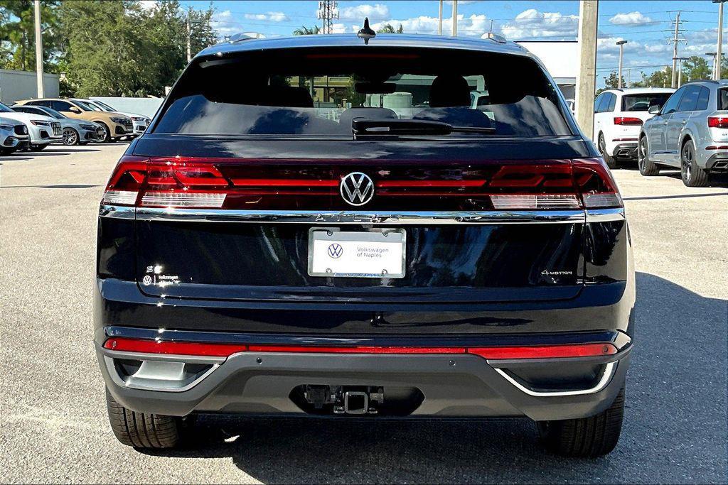 new 2026 Volkswagen Atlas Cross Sport car, priced at $43,033