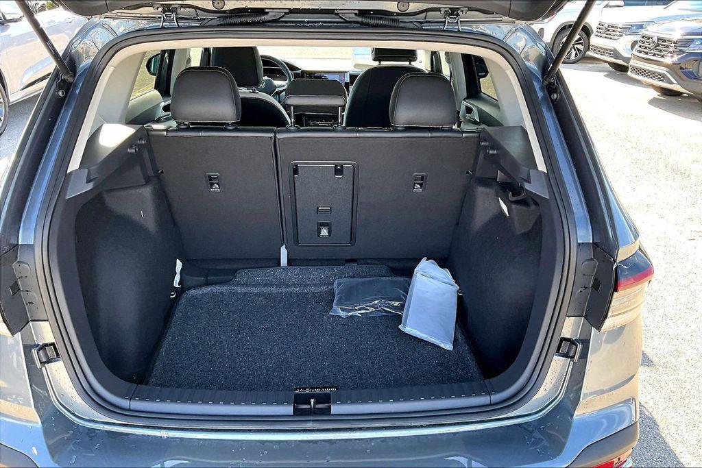 new 2026 Volkswagen Taos car, priced at $31,544