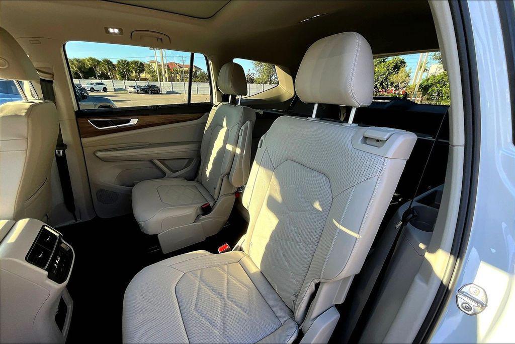 new 2026 Volkswagen Atlas car, priced at $43,649
