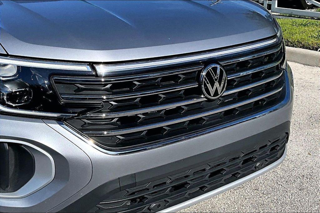 used 2025 Volkswagen Atlas car, priced at $32,603