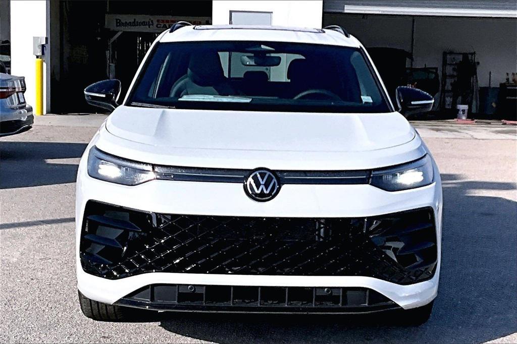 new 2026 Volkswagen Tiguan car, priced at $37,925
