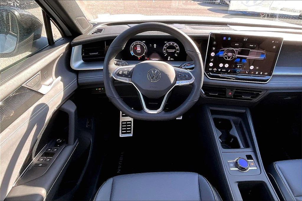 new 2026 Volkswagen Tiguan car, priced at $37,925