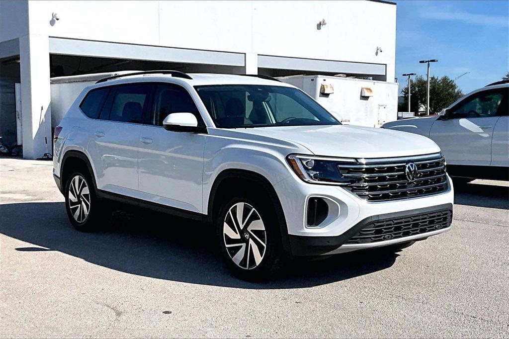 new 2026 Volkswagen Atlas car, priced at $42,007