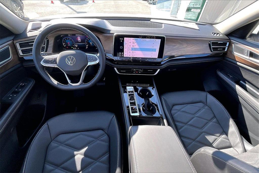 new 2026 Volkswagen Atlas car, priced at $42,007