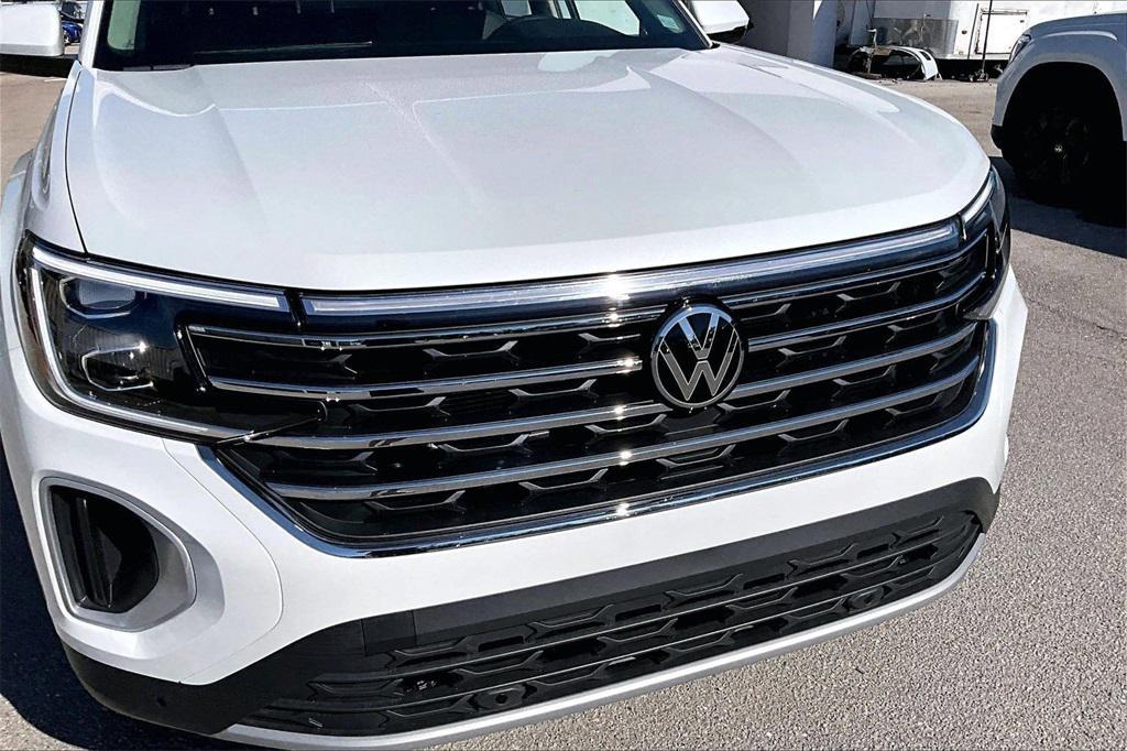 new 2026 Volkswagen Atlas car, priced at $42,007
