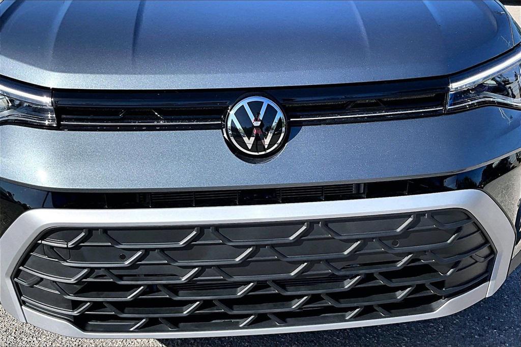 new 2026 Volkswagen Taos car, priced at $31,204