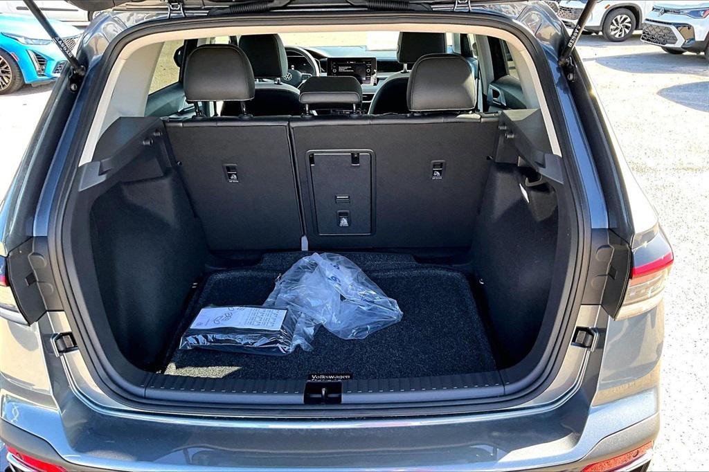 new 2026 Volkswagen Taos car, priced at $31,204