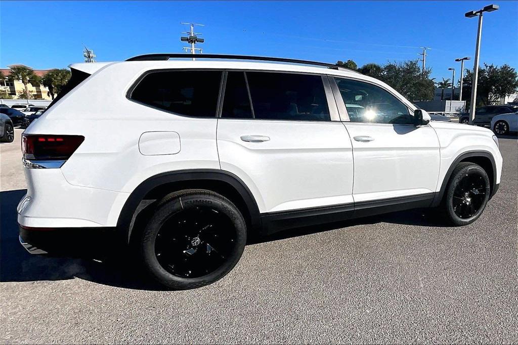 new 2026 Volkswagen Atlas car, priced at $43,890