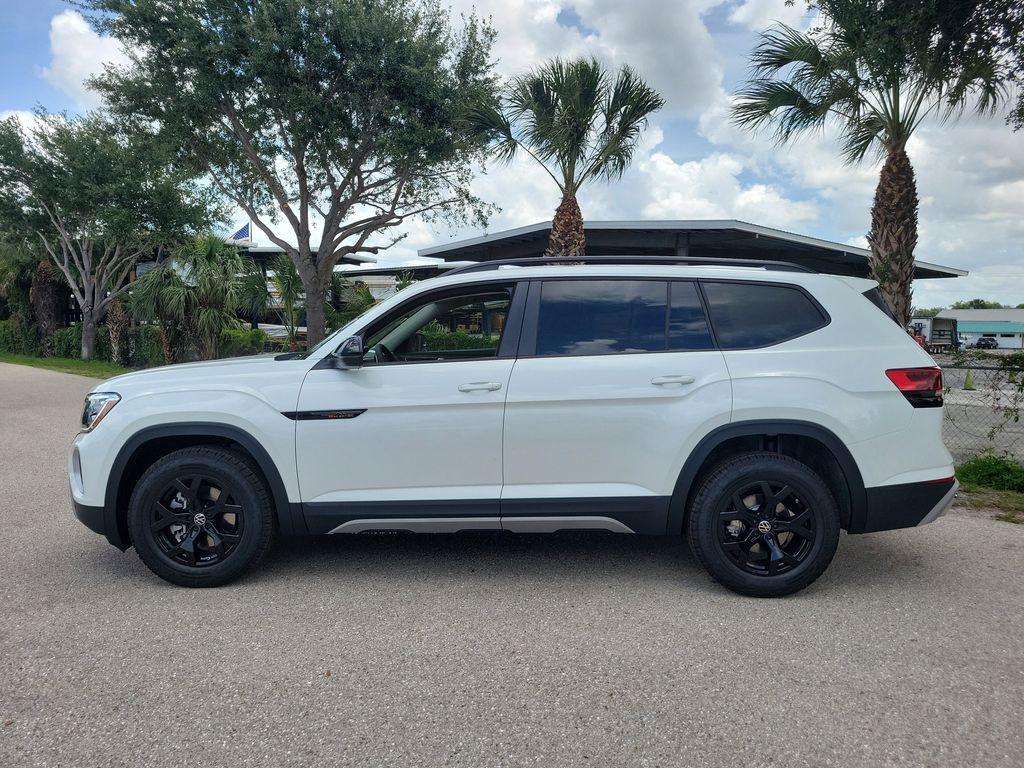 new 2026 Volkswagen Atlas car, priced at $44,875