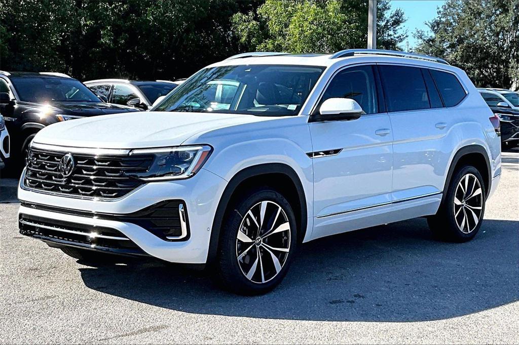 new 2026 Volkswagen Atlas car, priced at $52,462