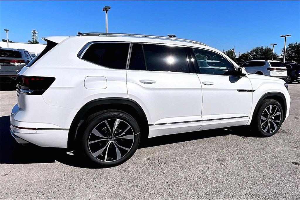 new 2026 Volkswagen Atlas car, priced at $52,462