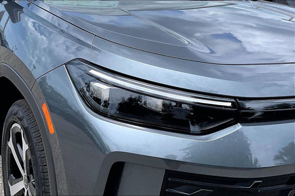 new 2026 Volkswagen Tiguan car, priced at $34,948