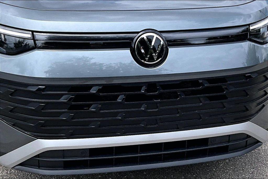 new 2026 Volkswagen Tiguan car, priced at $34,948