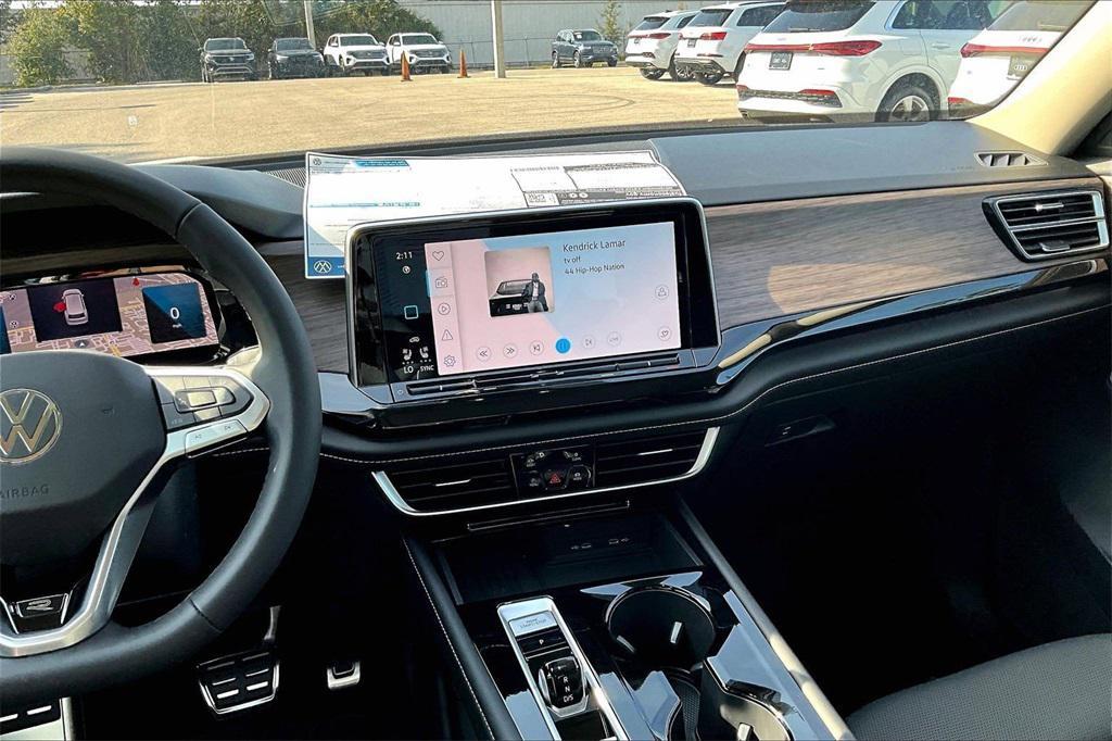 new 2026 Volkswagen Atlas car, priced at $52,886