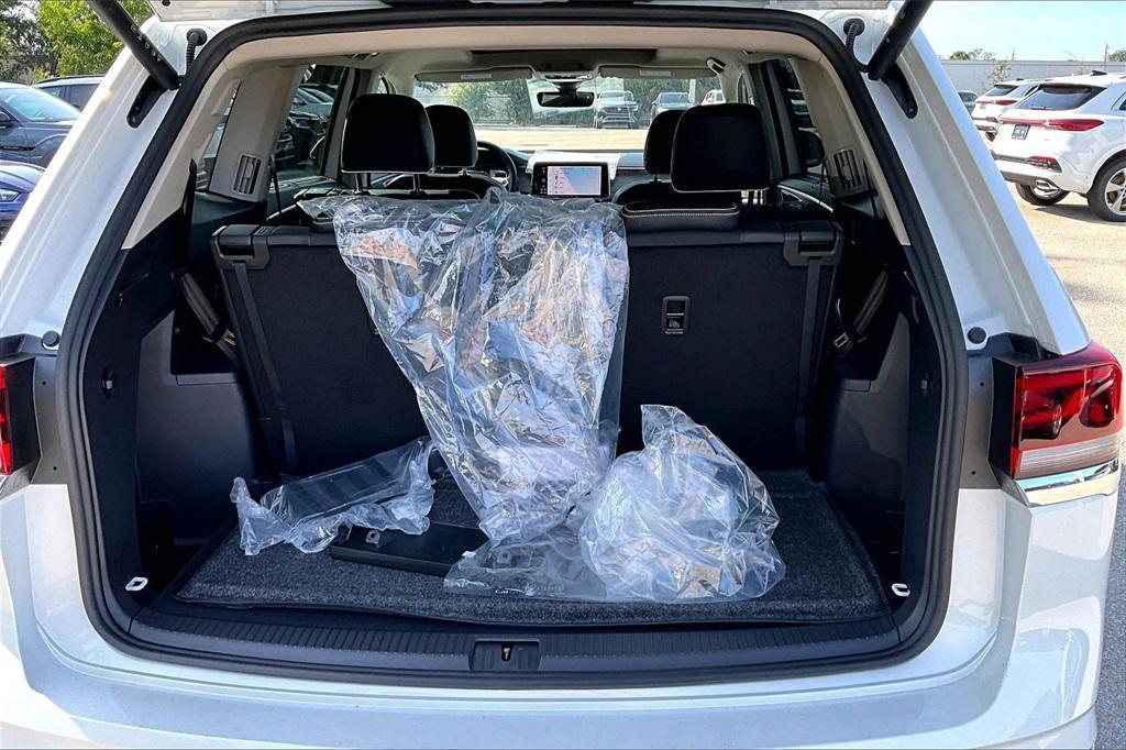 new 2026 Volkswagen Atlas car, priced at $52,886