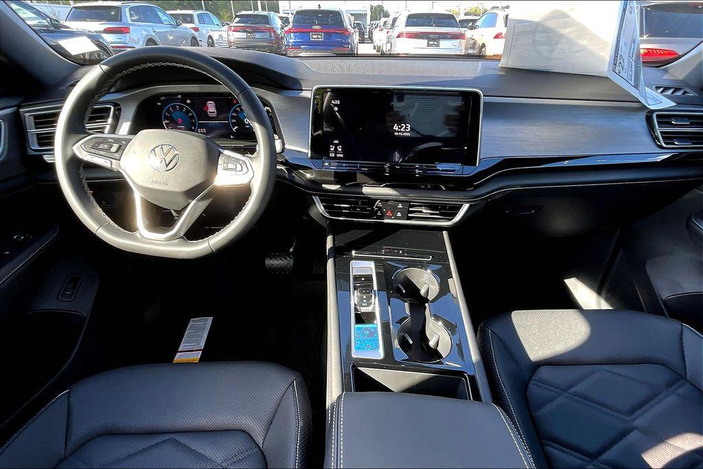 new 2026 Volkswagen Atlas Cross Sport car, priced at $43,033