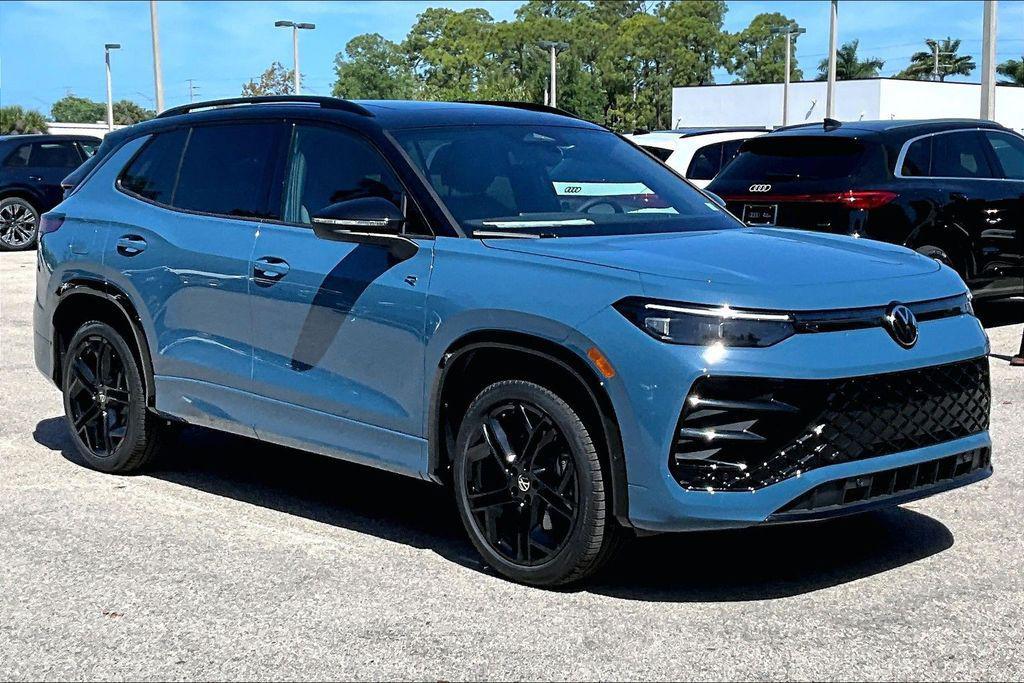 new 2026 Volkswagen Tiguan car, priced at $38,256