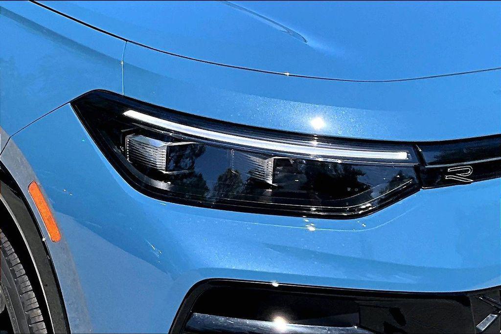 new 2026 Volkswagen Tiguan car, priced at $38,256