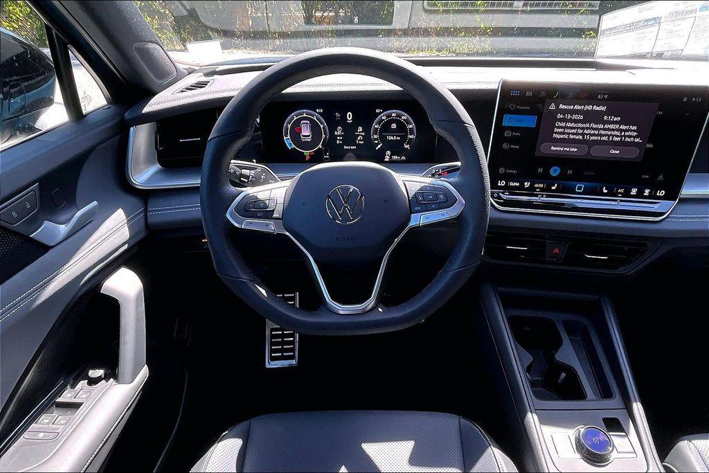 new 2026 Volkswagen Tiguan car, priced at $38,256