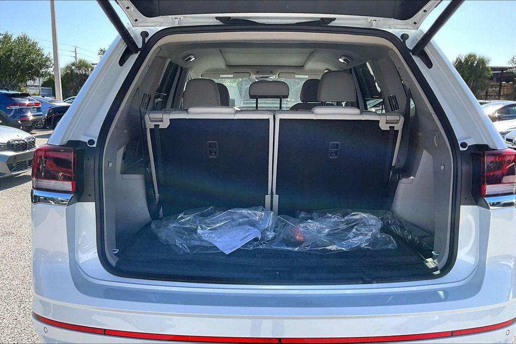 new 2026 Volkswagen Atlas car, priced at $51,979