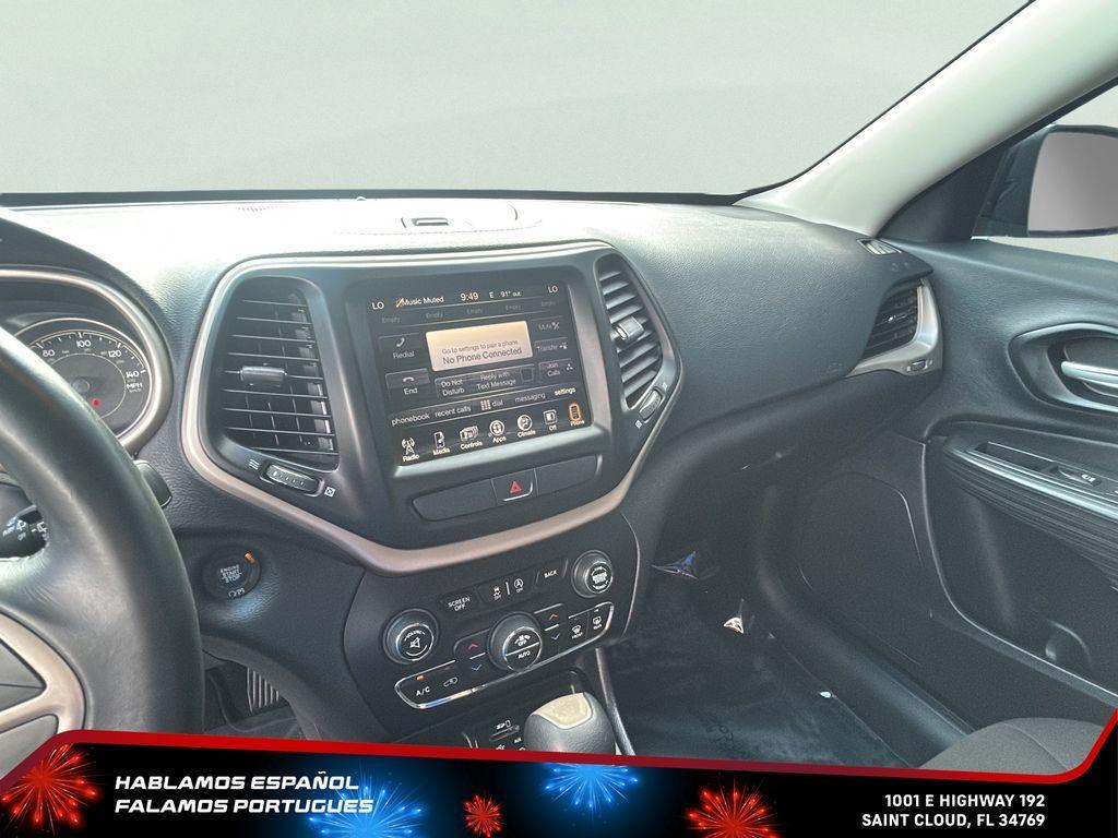 used 2016 Jeep Cherokee car, priced at $10,299