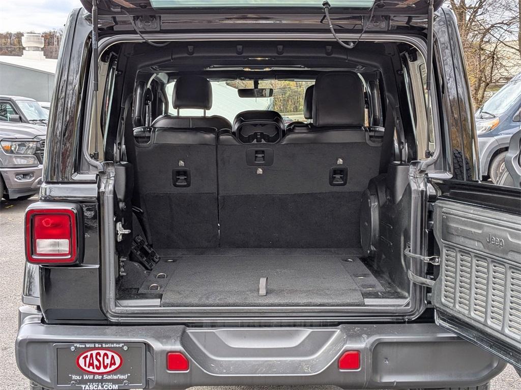 used 2022 Jeep Wrangler Unlimited car, priced at $30,150