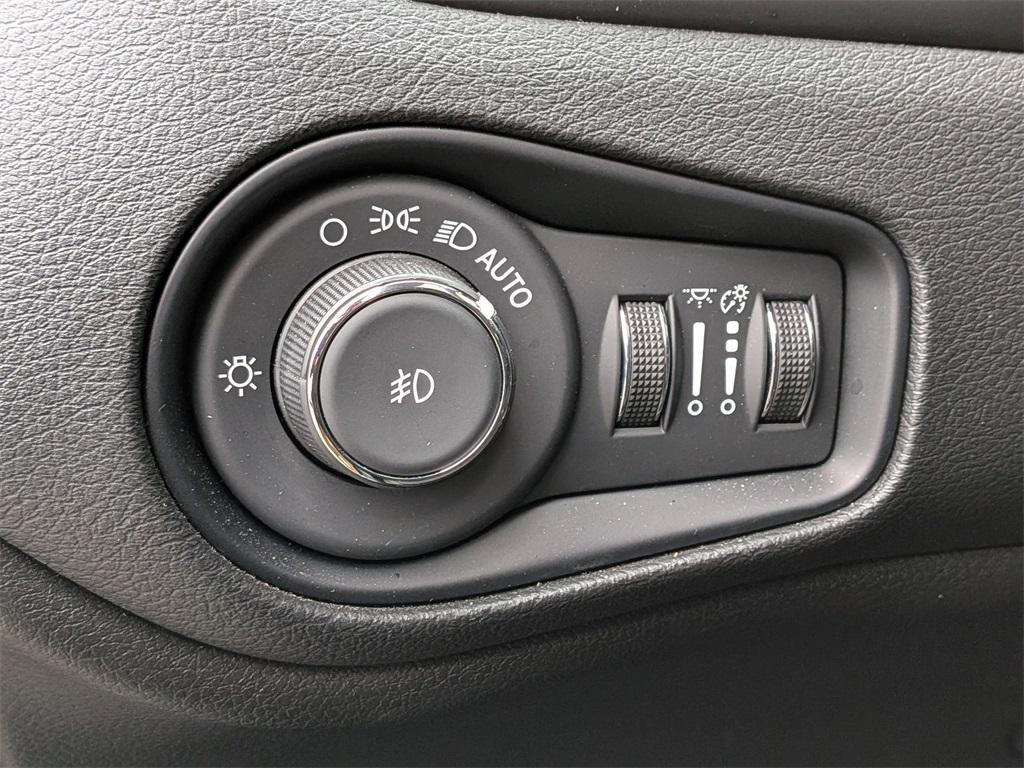 used 2023 Jeep Renegade car, priced at $23,180