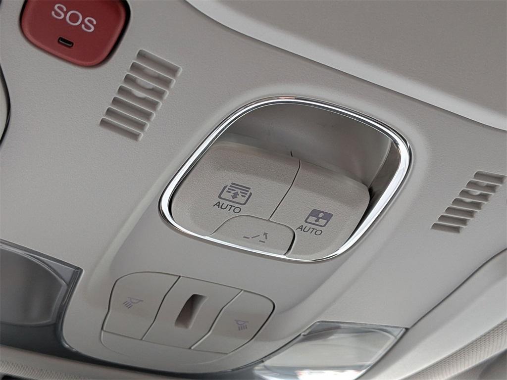 used 2023 Jeep Renegade car, priced at $23,180