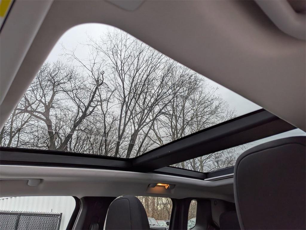 used 2023 Jeep Renegade car, priced at $23,180