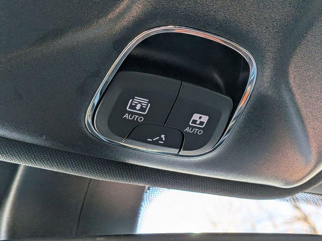 used 2023 Jeep Compass car, priced at $24,995