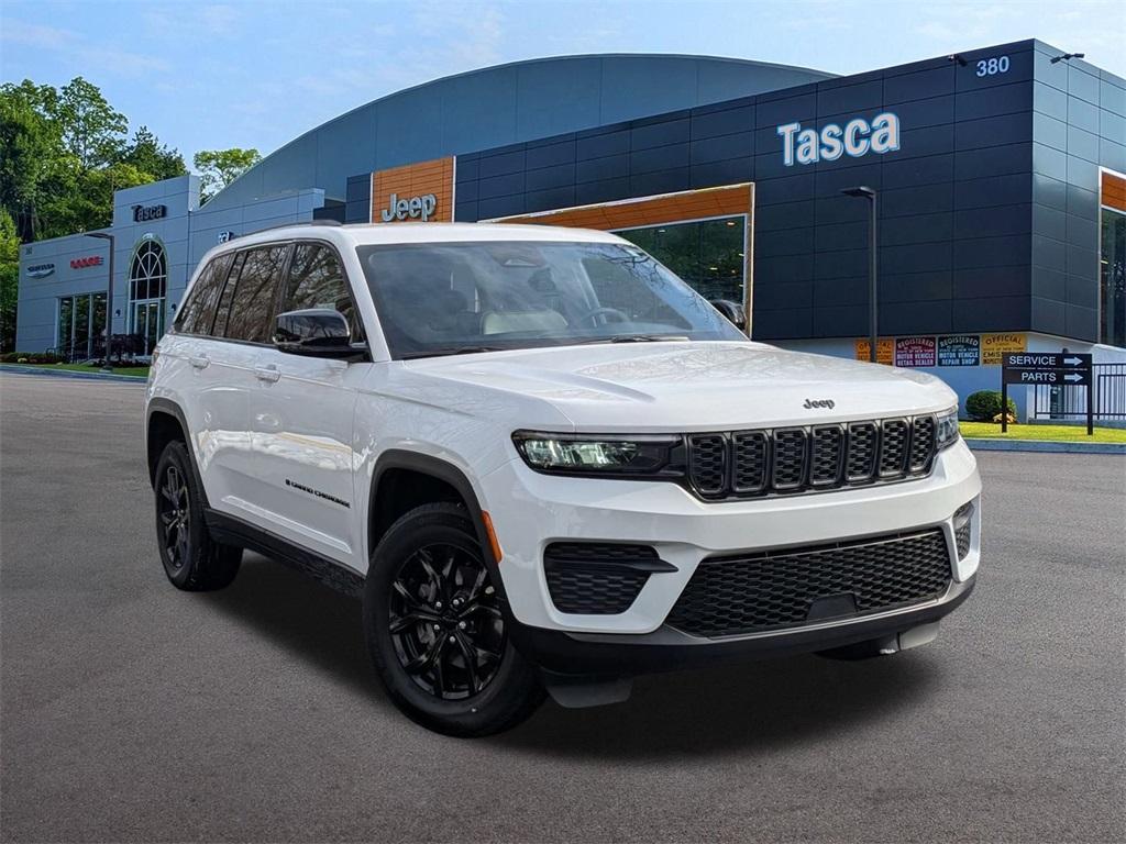 used 2024 Jeep Grand Cherokee car, priced at $33,890