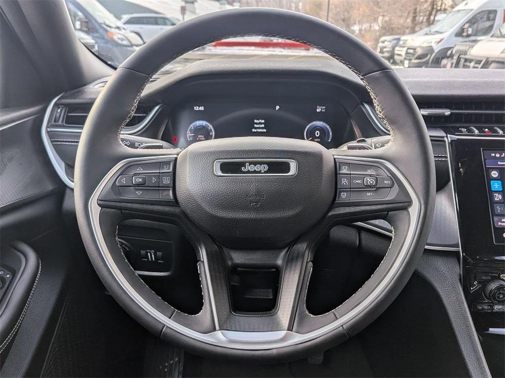 used 2024 Jeep Grand Cherokee car, priced at $33,380