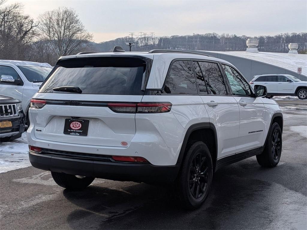 used 2024 Jeep Grand Cherokee car, priced at $33,380
