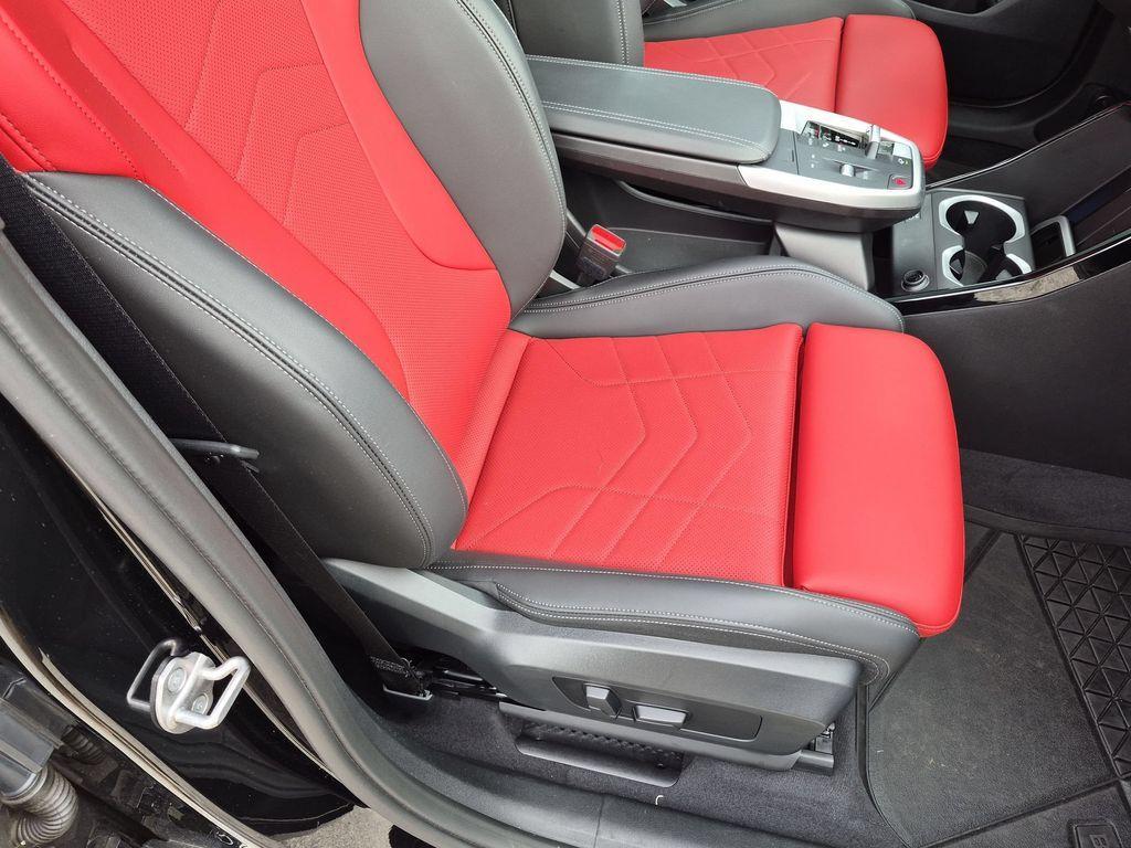 BMW X1 view 30