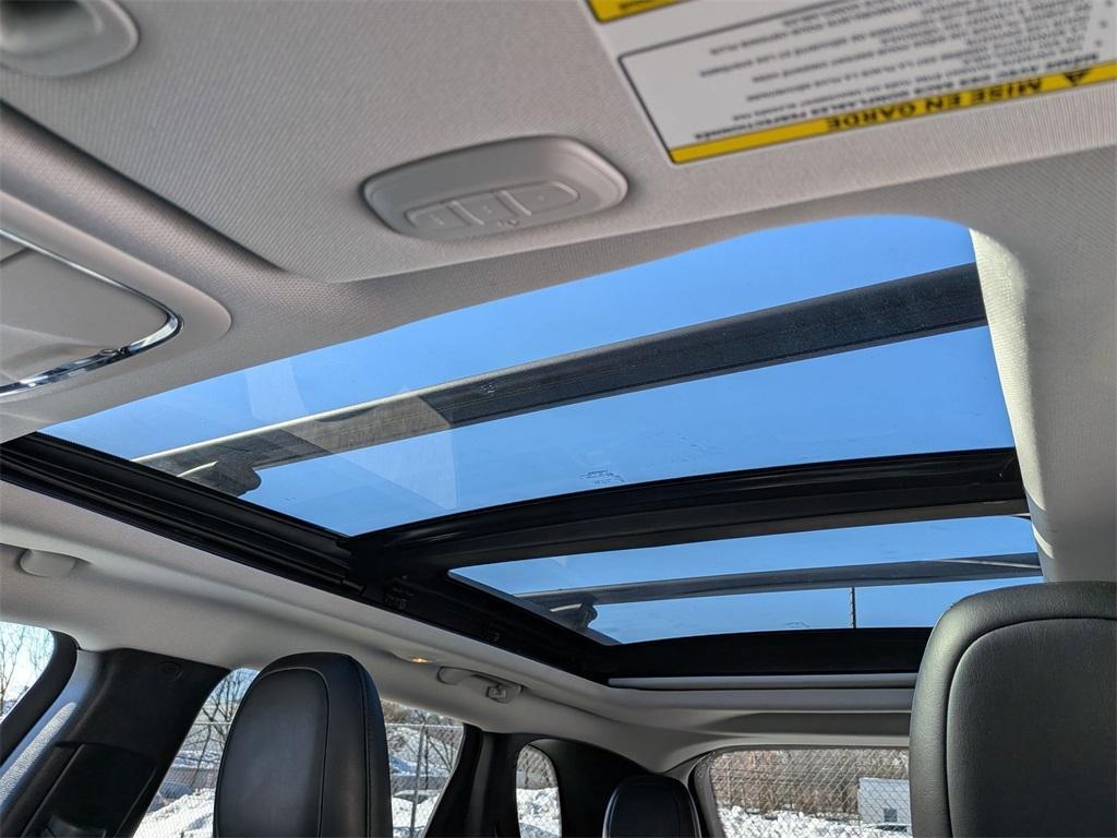 used 2021 Jeep Cherokee car, priced at $21,355