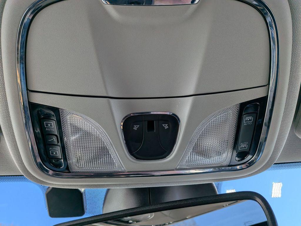 used 2021 Jeep Cherokee car, priced at $21,150