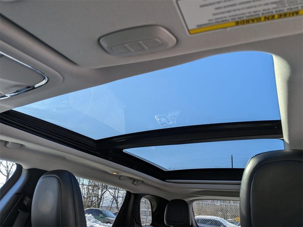 used 2020 Jeep Cherokee car, priced at $19,420